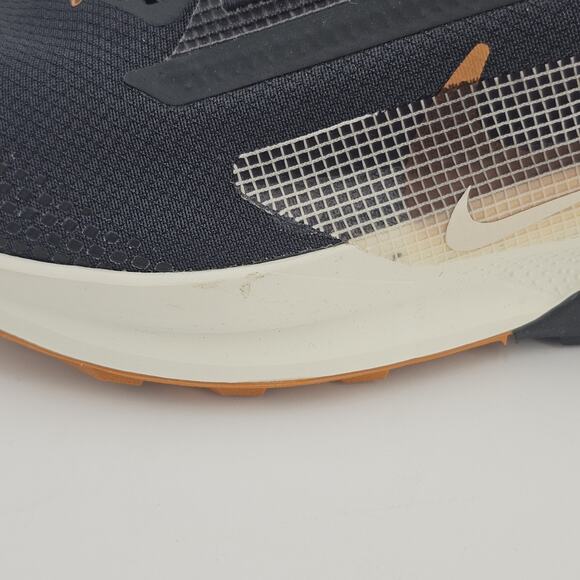 Nike Womens 8 Pegasus Trail 5 Gore-Tex running shoe Ivory Black Monarch - Picture 13 of 15